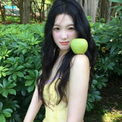 鲜花盛开的山村封面