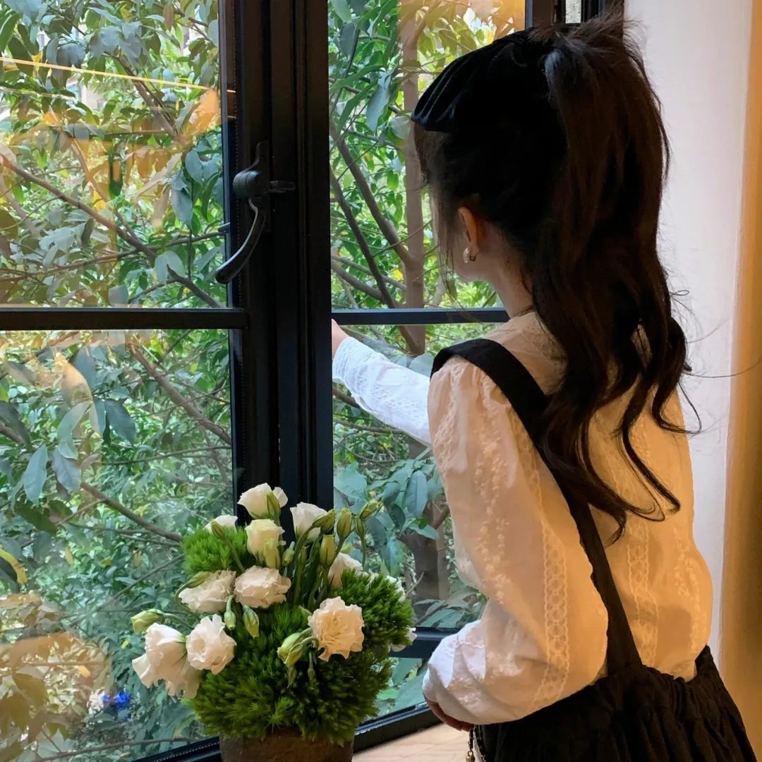 女煞葛洛莉封面